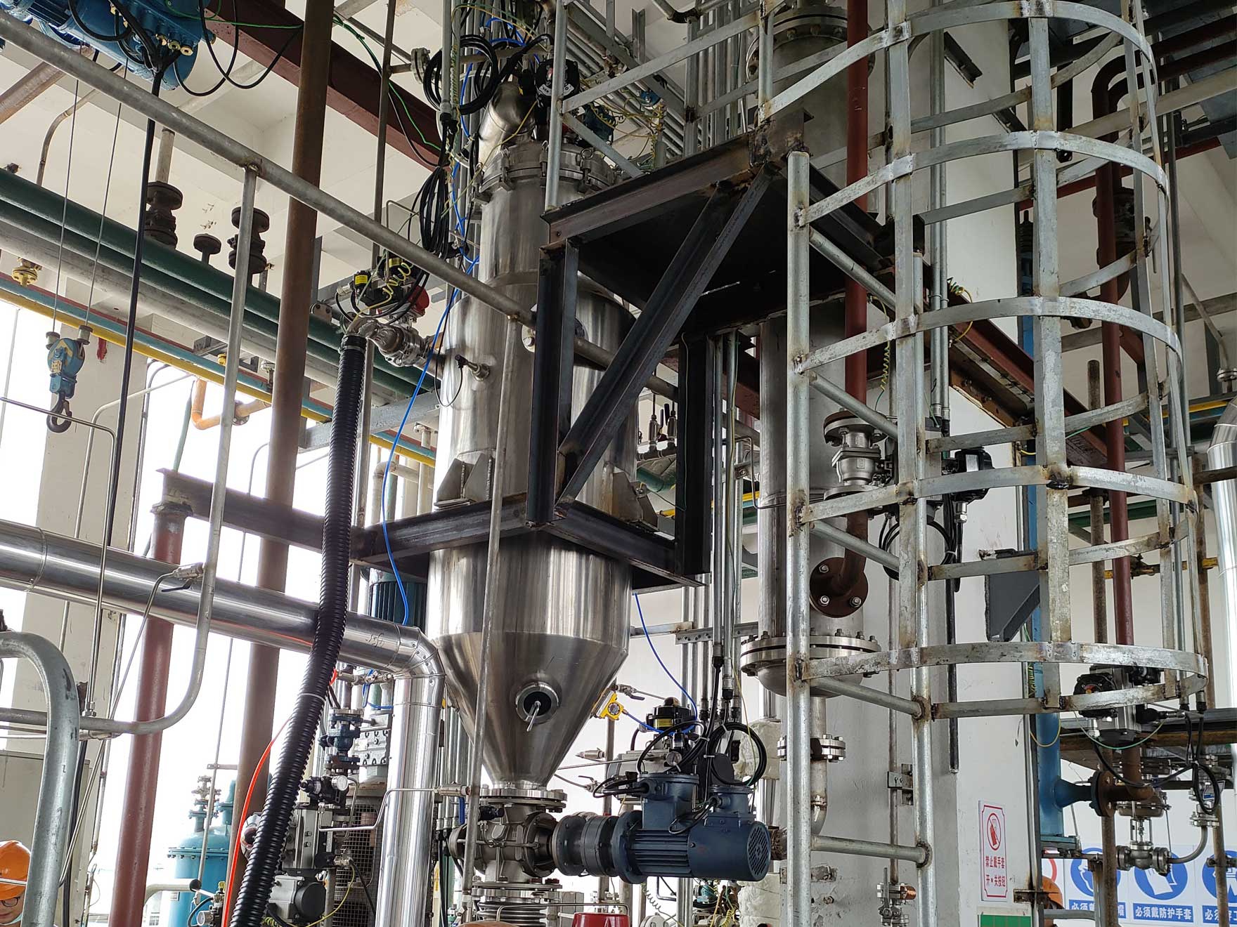 化工原料防爆輸送設(shè)備